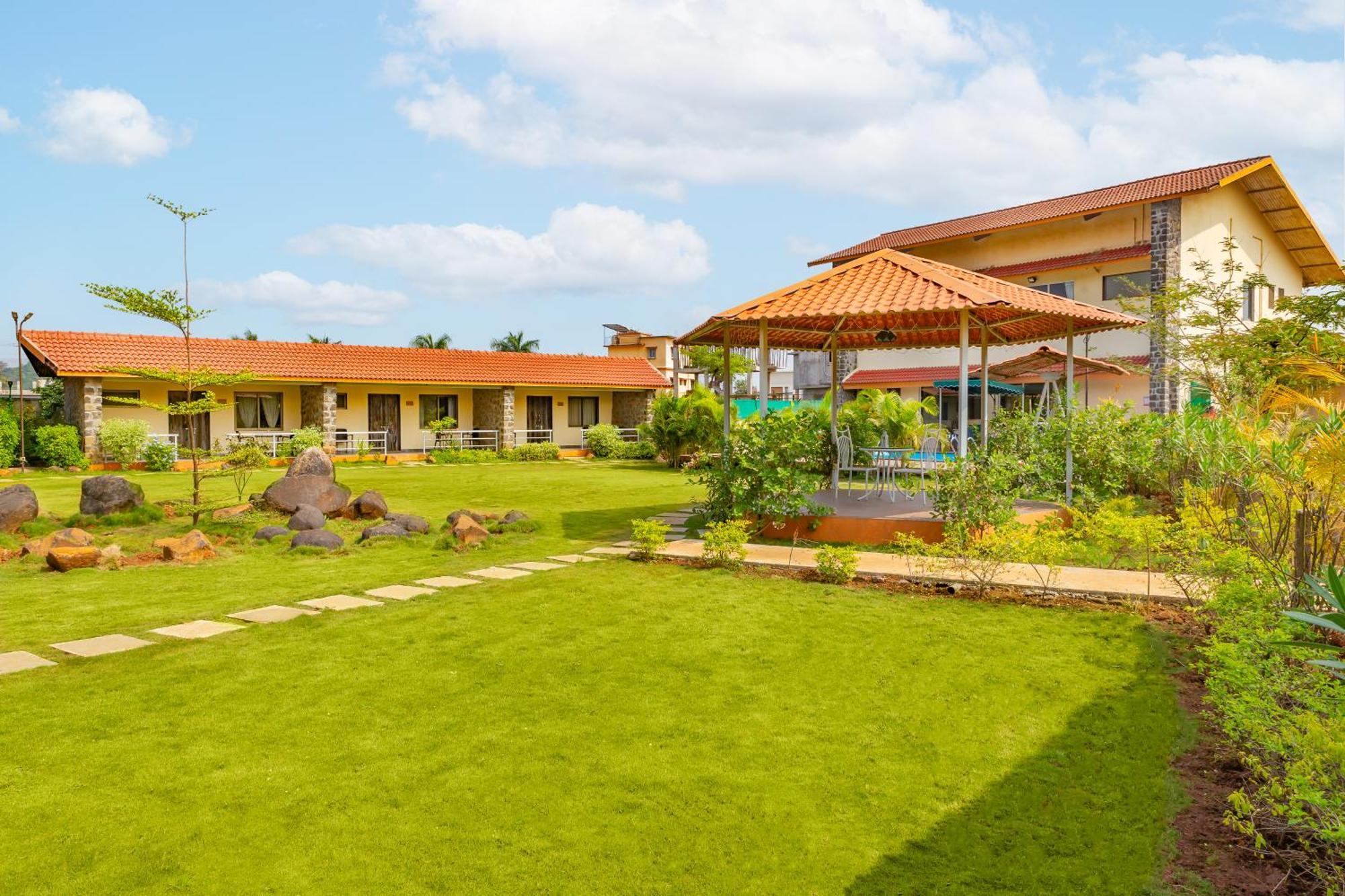 Casa Amora Lonavala Εξωτερικό φωτογραφία