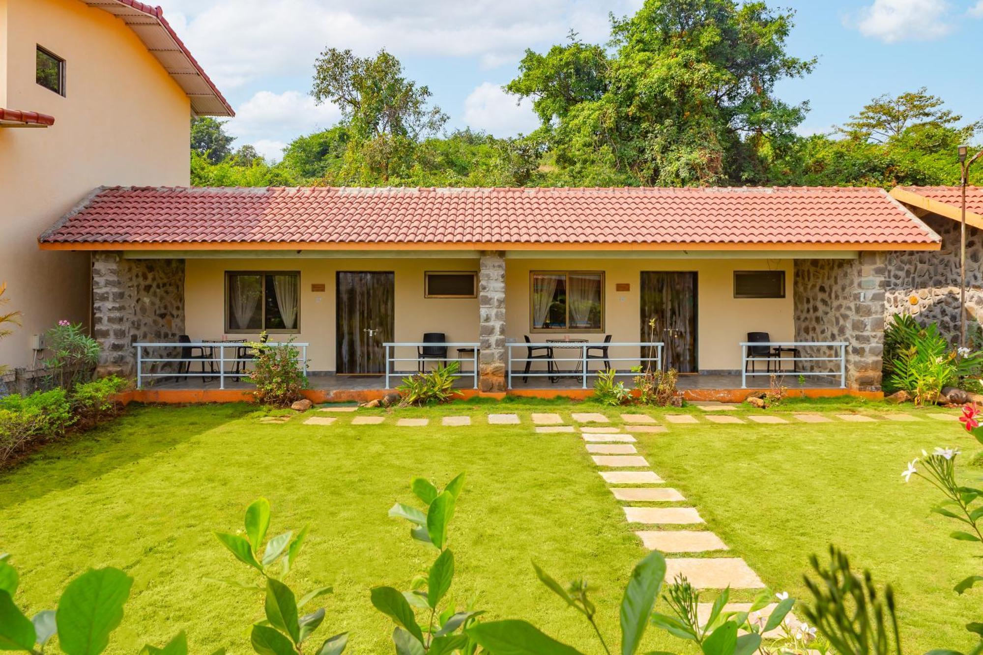 Casa Amora Lonavala Εξωτερικό φωτογραφία