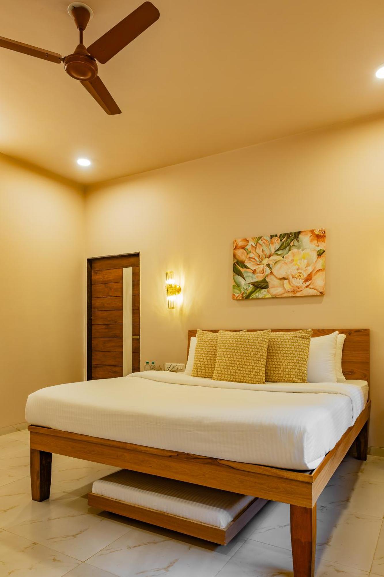 Casa Amora Lonavala Εξωτερικό φωτογραφία